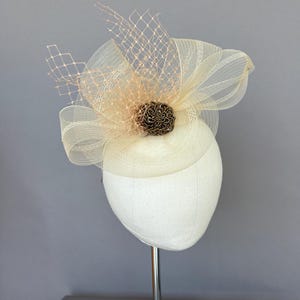 Cream Kentucky Derby fascinator, wedding guest fascinator, elegant fascinator, netting cocktail hat, tea party, occasion hats, READY TO SHIP