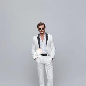 Luxury White 2 Piece Slim Fit Tuxedo Suit for Men Wedding & Formal Attire Men-Tailored suit and best suit for Wedding and party