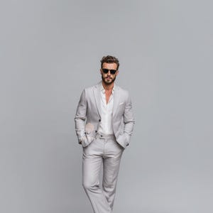 Light GREY Formal Office and Business 2 Piece Slim Fit Suit for Men, Wedding & Formal Attire Men-Tailored suit and best suit for Weddings,