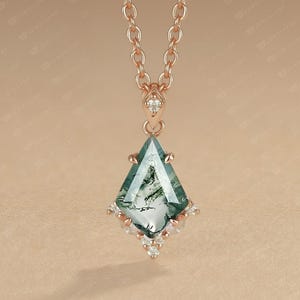 Natural Moss Agate Kite Pendant Birthday Gift For Her Kite Necklace Moss Agate Necklace Wedding Gift Kite necklace Christmas Gift For Her