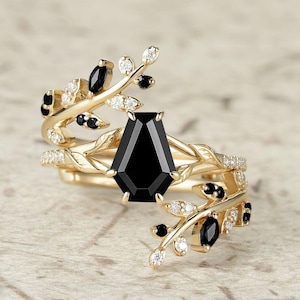 Coffin Shape Black Onyx Engagement Ring Set Art Deco Leaf Design Ring Set Black Gemstone Ring Set Anniversary Gift Art Deco Wedding Ring Set