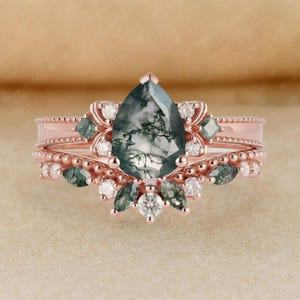 Pear Moss Agate Engagement Ring Set: 14K Solid Gold Bridal Rings