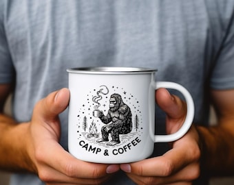 Emaille mok kamp en koffie | Bigfoot-koffiemok voor kampeerders | Grappige Sasquatch-kampeerbeker | Outdoorcadeau voor wandelaars en liefhebbers van cryptografie