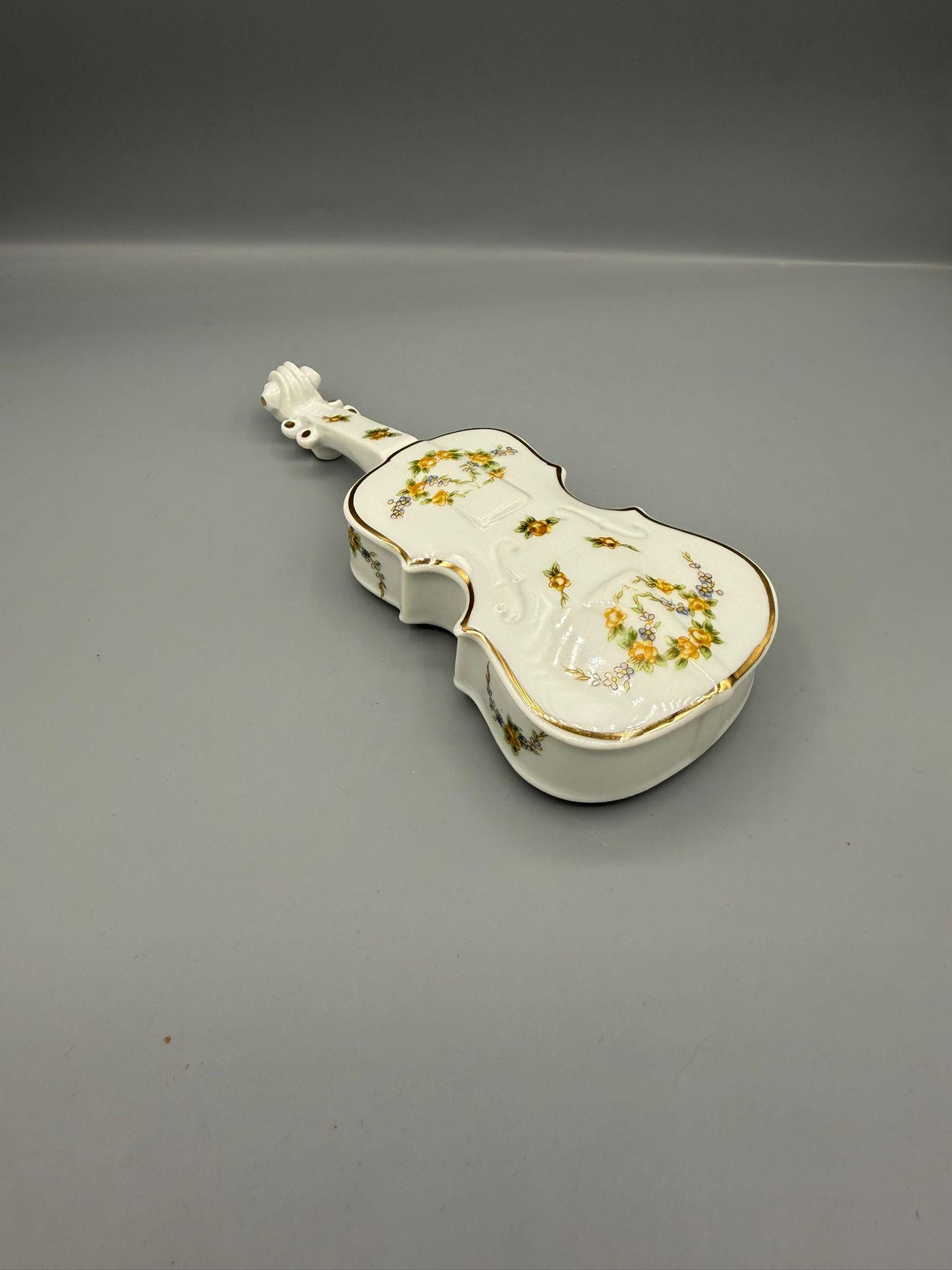 RZ Porzellan Austria 磁器オルゴール ヴァイオリン奏者 Porcelain Violin - Etsy Finland
