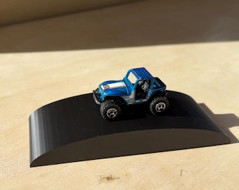 Monster Truck 1:87 Scale Stunt Ramp - Hill