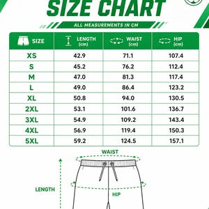 The image is a size chart for soccer shorts, providing measurements for different sizes in centimeters. The chart includes a table with the sizes XS, S, M, L, XL, 2XL, 3XL, and 4XL, along with their corresponding waist, hip, and length measurements. The chart also includes a diagram of a pair of soccer shorts to illustrate the measurements. The chart emphasizes the importance of manual measurements and specifies a 1-3 cm difference in size.