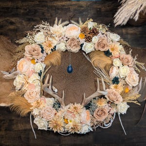 Antlers Wreath, Blue Agate & Faux Pearl Accents, Floral-Deer Antler Wreath