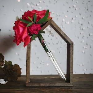 Walnuss Farbe Holz Wand & Tischvase mit Glasrohr | Rustikale Knospe Vase | Minimalistischer Blumenhalter | Handmade Wohndekor