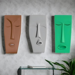 3er Set Moderne Gesicht Wandskulpturen | Abstrakte minimalistische Wandmasken | Handgemachte Keramik / Terrakotta / kühles Grau / Jadegrün