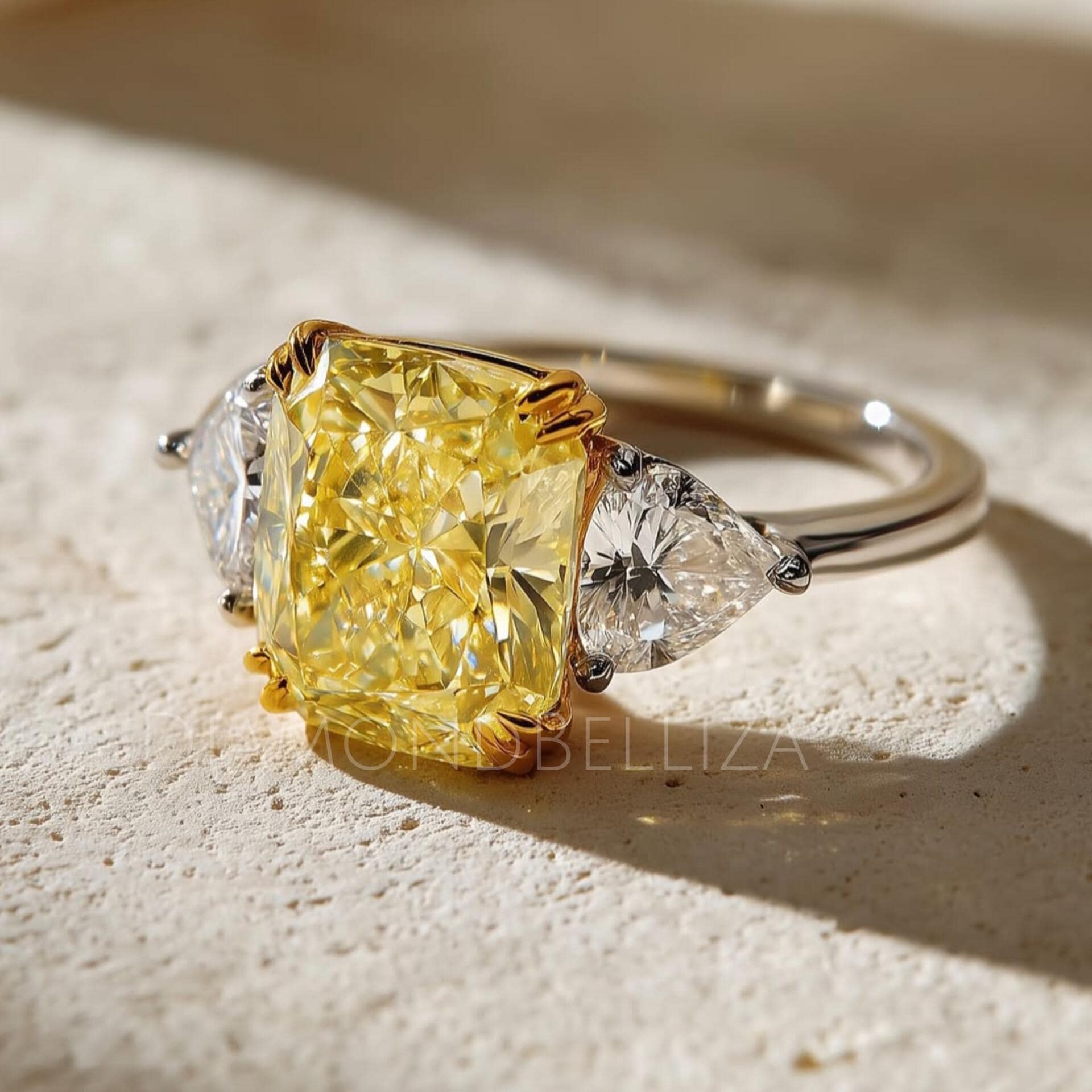 2.0カラット ブリリアントラウンドカット カナリアイエロー模造ダイヤモンド CZ 理想的 VVS1 D ソリティアペンダントネックレス 18インチの 0.95カラット ブリリアントプリンセスカット カナリアイエロー 模造