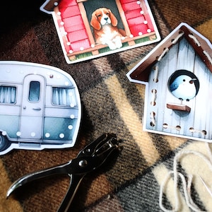 Set van 6 veterkaarten 'Huizen' | Thuis afdrukken | Ochtendmandactiviteiten | Leer kaarten naaien | Inleiding tot naaien | Naaien voor kleuters