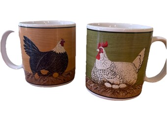 Tazas Warren Kimble Henny Penny: Juego de cerámica Sakura 2000 Farmhouse Chicken