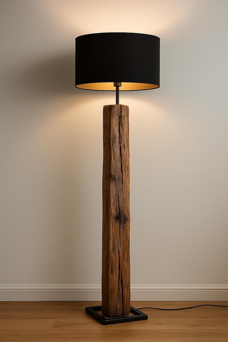 Lámpara de pie rústica de alerce – Lámpara de madera hecha a mano – Elige la altura y la pantalla – Incluye regalo