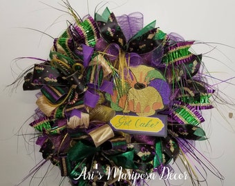 Kings cake celebration wreath, Mardi Gras float decor, Galette des rois window swag, New Orleans door hanger, Got Cake, Mardi Gras wreath