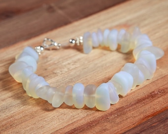 Bracciale in vetro marino Moonstone - Bracciale da spiaggia - Bracciale in vetro oceanico - Bracciale in vetro marino - Gioielli in pietra di luna - Gioielli per amanti della spiaggia - Beachy