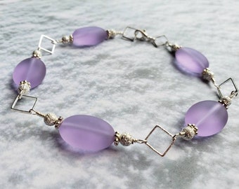 Bracciale in vetro di mare viola, gioielli in vetro di mare, bracciale in vetro di mare, gioielli da sposa, gioielli da sposa, gioielli da damigella d'onore, matrimonio in spiaggia, regalo