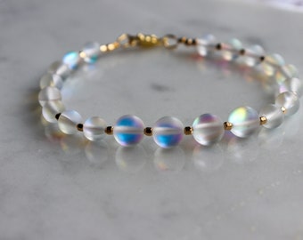 Bracciale con perline di pietra di luna, braccialetto con perline d'argento, gioielli con perline, braccialetto con pietra portafortuna, braccialetto arcobaleno, gioielli con pietra di luna, regalo per lei