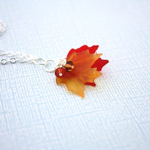 Maple Leaf Necklace, Fall Wedding, Leaf Necklace, Maple Leaf Charm, Woodland Necklace, Nature Jewelry, Autumn Necklace, Maple Leaf Pendant image 2