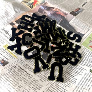 Parche termoadhesivo de letras de chenilla, letras de chenilla autoadhesivas, parches de letras termoadhesivos, bordado de alfabeto termoadhesivo de moda, letras de chenilla