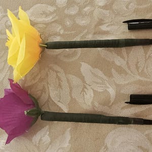 Bolígrafos de flores