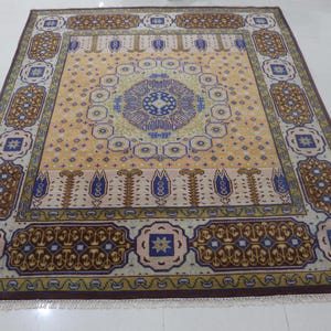 Hand Knotted Wool Area Rug: Orange Indian Style Turkish Knot