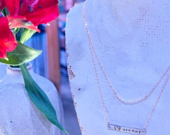 Collar estilo barra Grammy