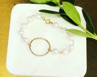 Circle of Love Gold Freshwater Pearl Bracelet