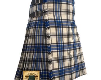 Handgemachter Clan Hannay Tartan Kilt: Maßanfertigung