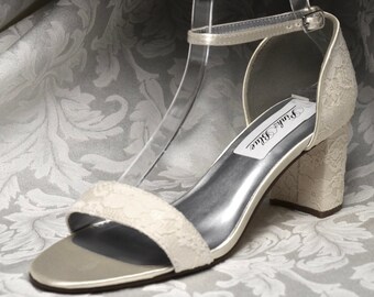 gray sandals for wedding