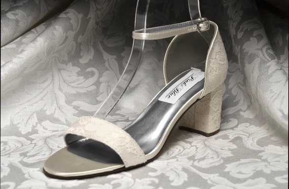 2 inch bridal shoes