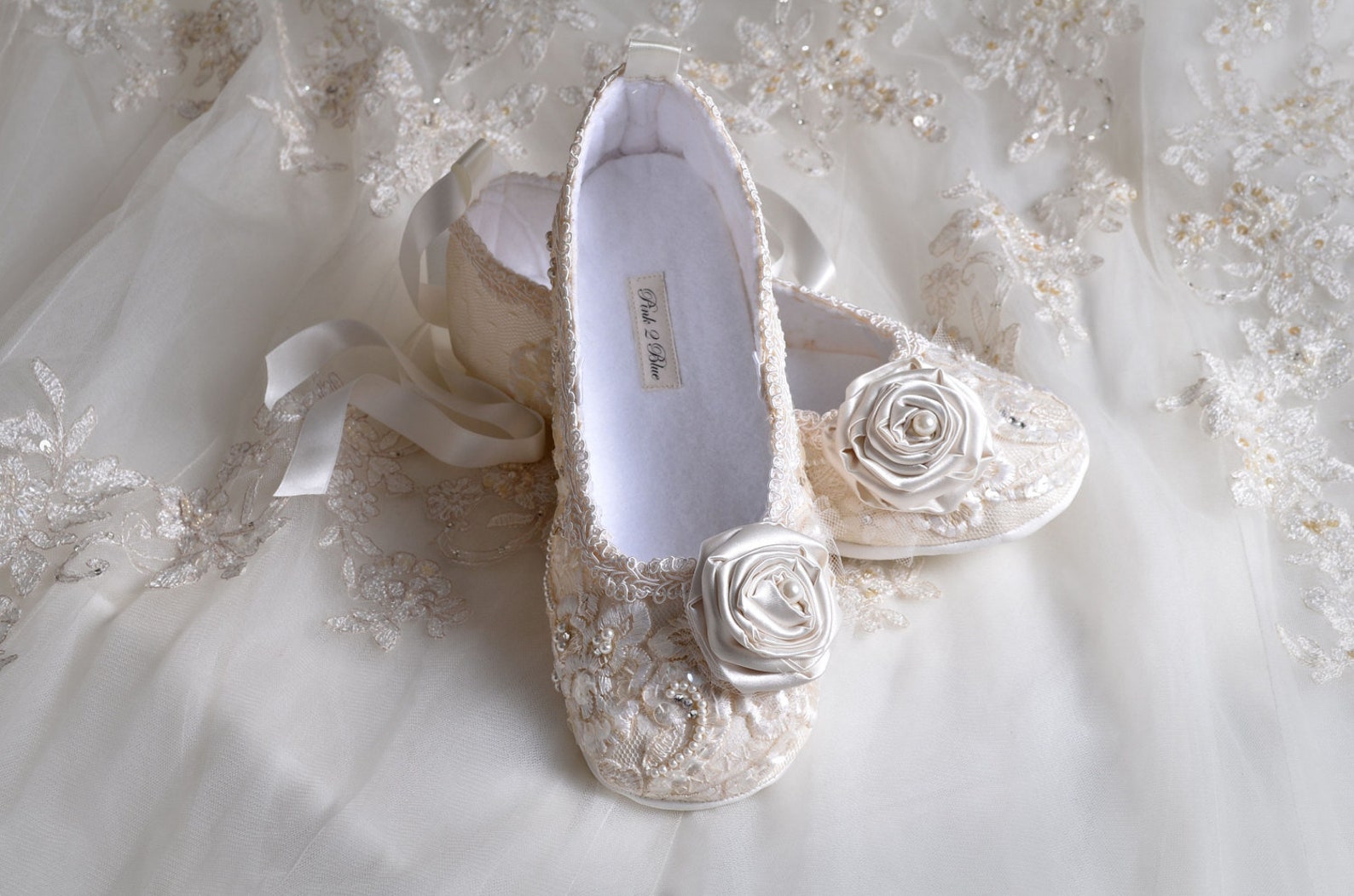 lace ballet wedding shoes, handmade wedding flats, wedding bridal ballet shoes,wedding slippers,shoes crystals and pearls, weddi