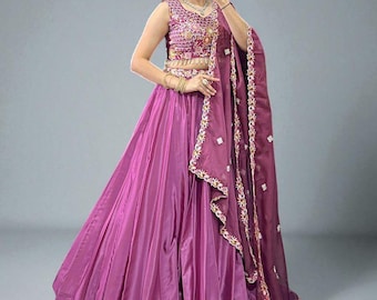 Zardozi Embroidered Bridal Lehenga Set: Silk Crepe Wedding Wear
