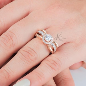 1.00ct Infinity Moissanite Engagement Ring Rose Gold Twist Solitaire Moissanite Ring Diamond Wedding Ring Half Eternity Bridal Twist Ring
