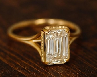Anel de noivado de moissanita com lapidação esmeralda, delicado anel de ouro 14K com haste dividida, anel de compromisso de noivado com diamante solitário, presente de aniversário para mulheres