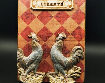 Bloque de memoria | Objeto de arte hecho a mano en madera y yeso | Pieza vintage única con aspecto antiguo [20x15x4 cm] - Bloque de fragmentos "Libertad"