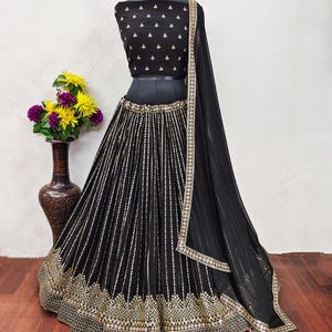 Elegant Black Embroidered Lehenga Set with Dupatta – Indian Ethnic Wear for Wedding & Festive Occasions