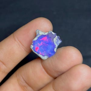 Ethiopian Black Opal Rough – Mint Green & Teal Specimen, Rare Aurora Fire (13.50 cts)