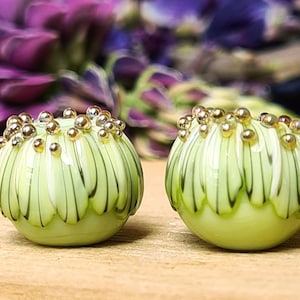 Green Ombre Floral Bead Pair - Lampwork Beads - UKhandmade