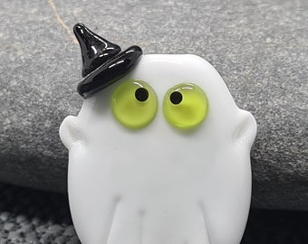 Green eye witchie hat  ghostie/ Halloween / lampwork bead / Made To Order / uk / jewelry making / loose beads