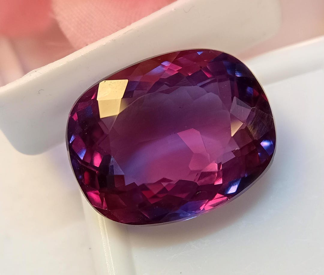 Alexandrite Colour Changing Shape Cushion Cut 25.30 Ct Natural Loose ...