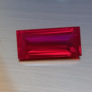 Baguetteslipad 7-9 karat röd rubin naturlig burma lös certifierad ädelsten JP703