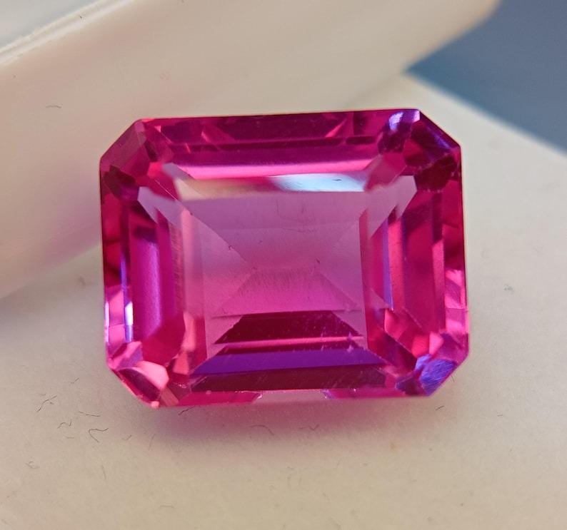 Mahenge spinel - Etsy 日本