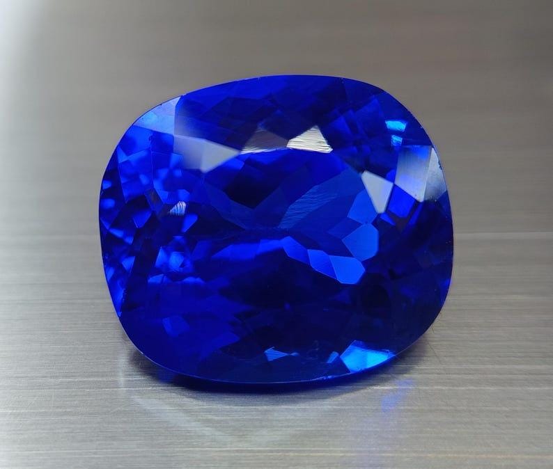 1.93 cts SAPHIR BLEU VERT. Non Chauffé Bangkaja, Chanthaburi, Thaïlande. Avec C