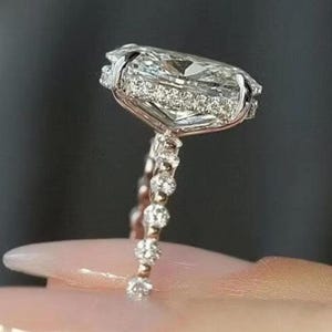 Oval Diamant Moissanite Ring mit Heiligenschein und Eterne Eternity Verlobungsring für Sie, Oval Diamant Ring, Oval Moissanite Diamant Verlobungsring