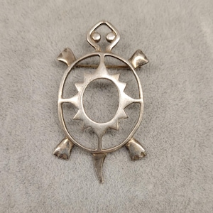 Sterling Silver Turtle Brooch Native