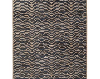 Elegant Brown Indo Oushak Rug, Hand Knotted Perfection for Living Spaces. Sizes: 4x6 to 12x15 ft. A Fusion of Antique and Modern wave design