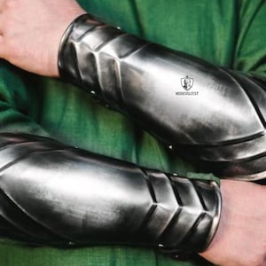 Medieval Steel Bracer – Knight Forearm Armor for LARP, Cosplay, SCA & Renaissance Faire