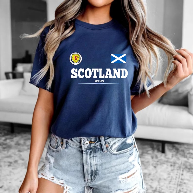 Skottlands fotbollströja EST 1873 Lion Rampant Supportertröja Skotsk flagga gåvahuva bild 2