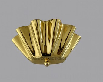 Handmade Brass Shell Wall Sconce: Modern Art Deco Light Fixture
