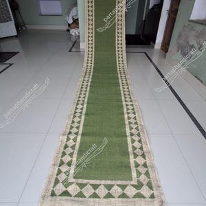 Handwoven Wool Jute Kilim Rug: Traditional Indoor/Outdoor Decor